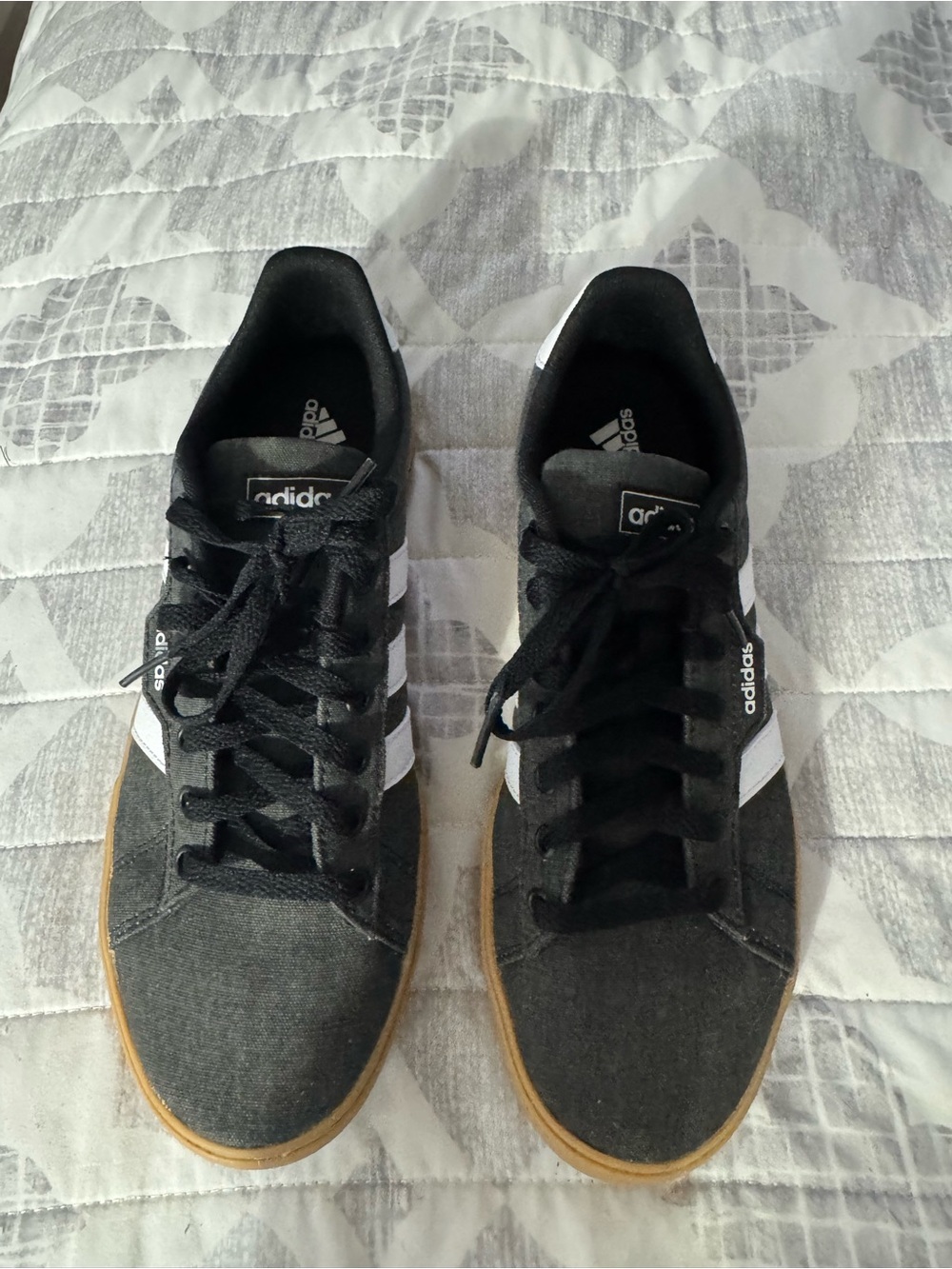adidas Men’s Black and White Casual Skate Sneakers